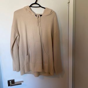 Wool sweater with hood